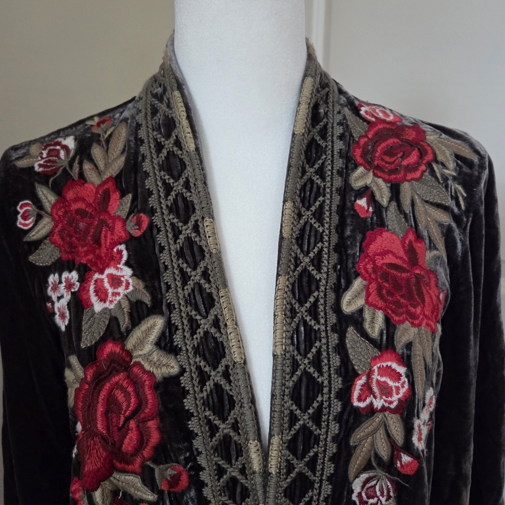 Johnny Was Black Velvet Embroidered Floral Open Blazer with Red Roses - Picture 2 of 9